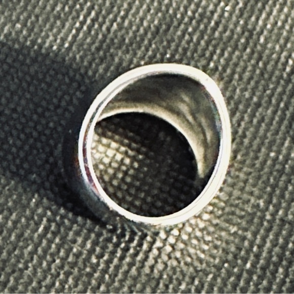 Smooth Shiny Stainless Steel Contemporary Band Ring Size 6 3/4 - Picture 3 of 10